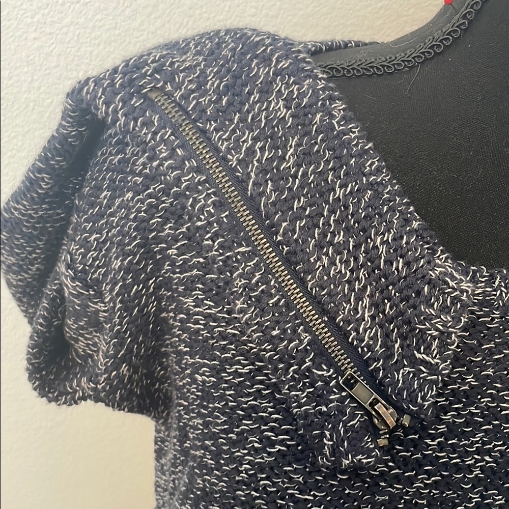 Design lab sweater - Picture 2 of 9